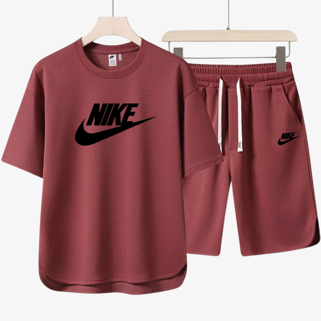 Avslappnad Herroutfit - T-shirt och Shorts