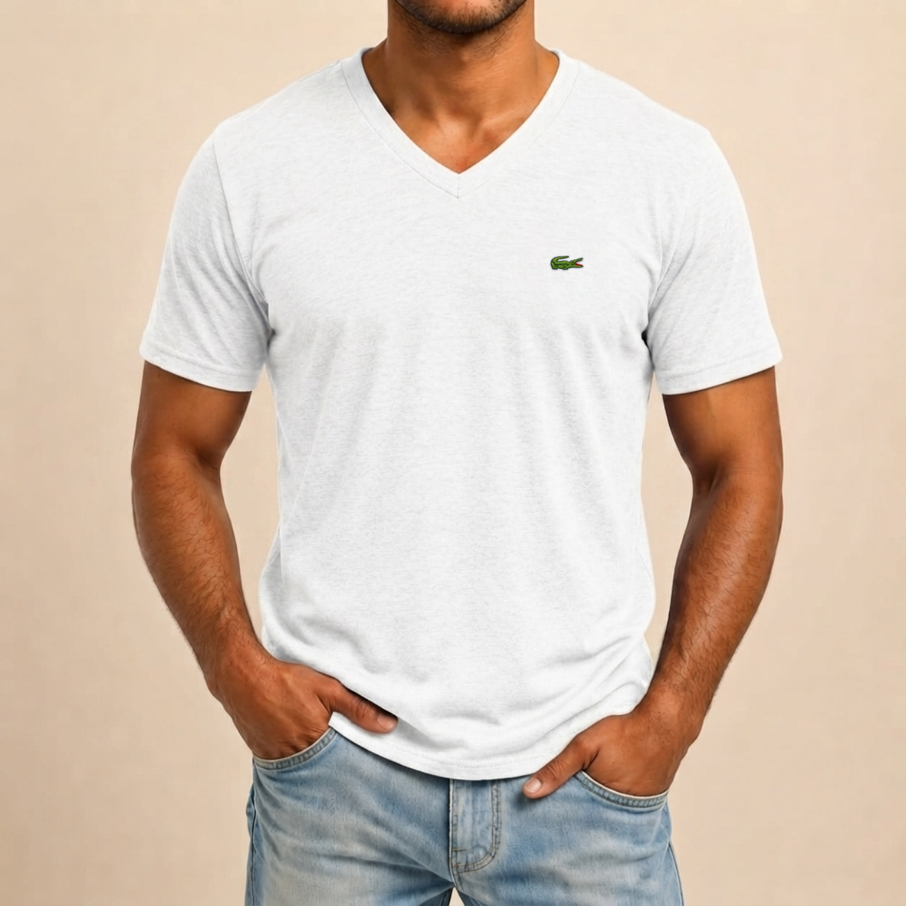 Bas V-ringad T-shirt - Utförsäljning
