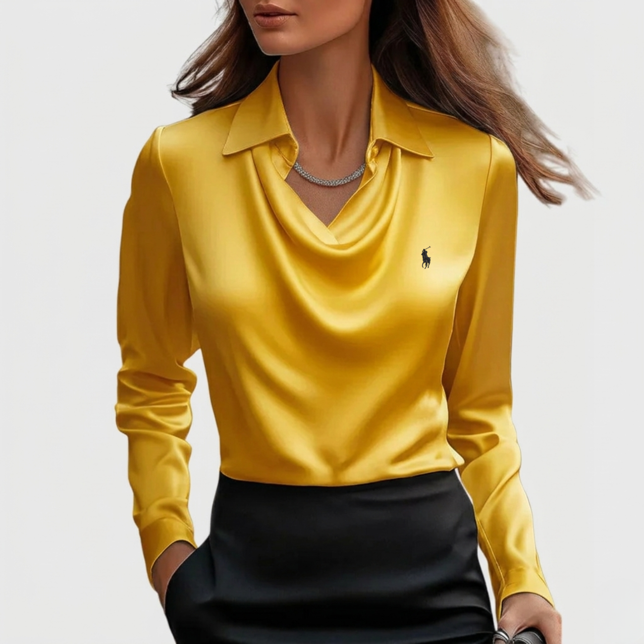 Elegant Satindraperad Blus - Utförsäljning