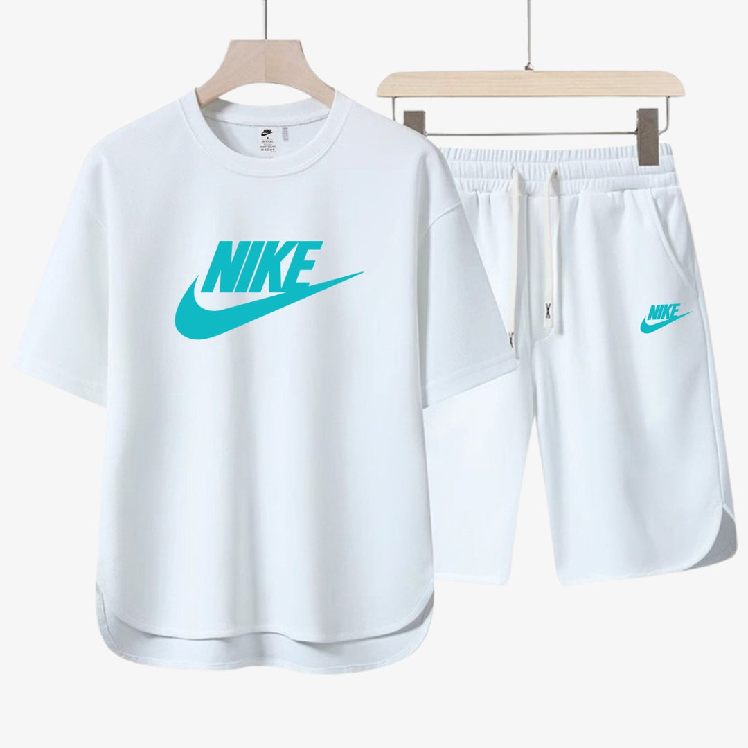 Avslappnad Herroutfit - T-shirt och Shorts