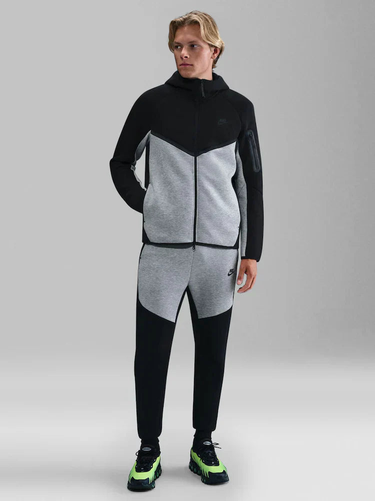 Mångsidig Zip-Up Hoodie || Rea