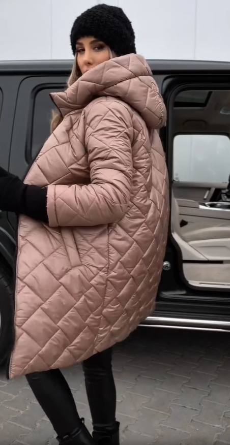 Bogna | Elegant quiltad dunjacka med huva