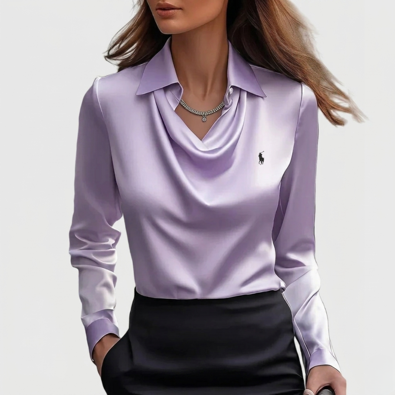 Elegant Satindraperad Blus - Utförsäljning
