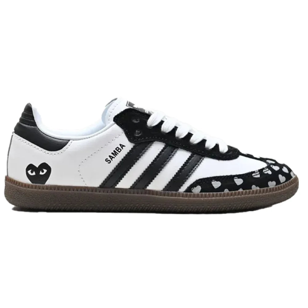 Hjärt-Mönstrade Samba Sneakers - Utförsäljning