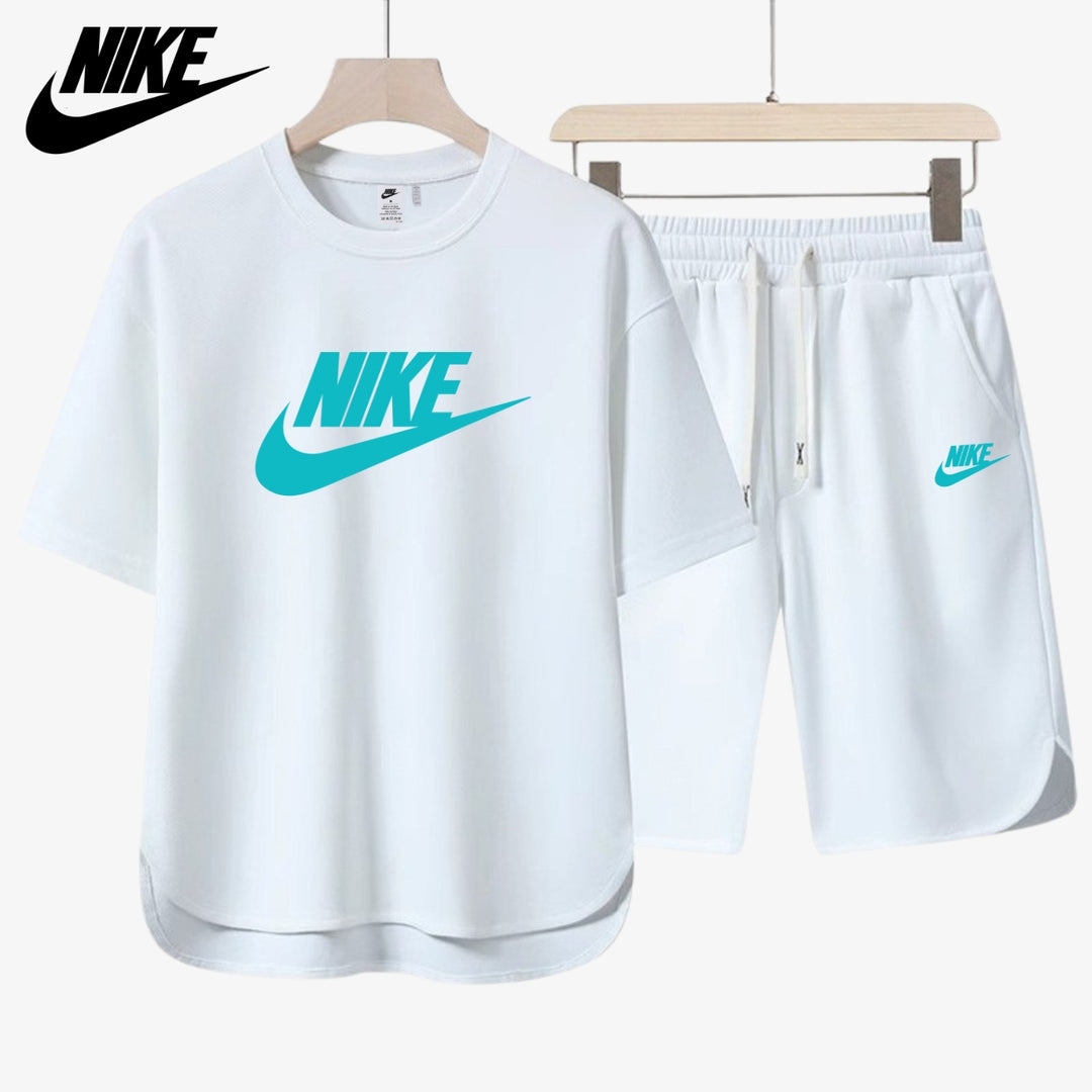 Avslappnad Herroutfit || T-shirt och Shorts