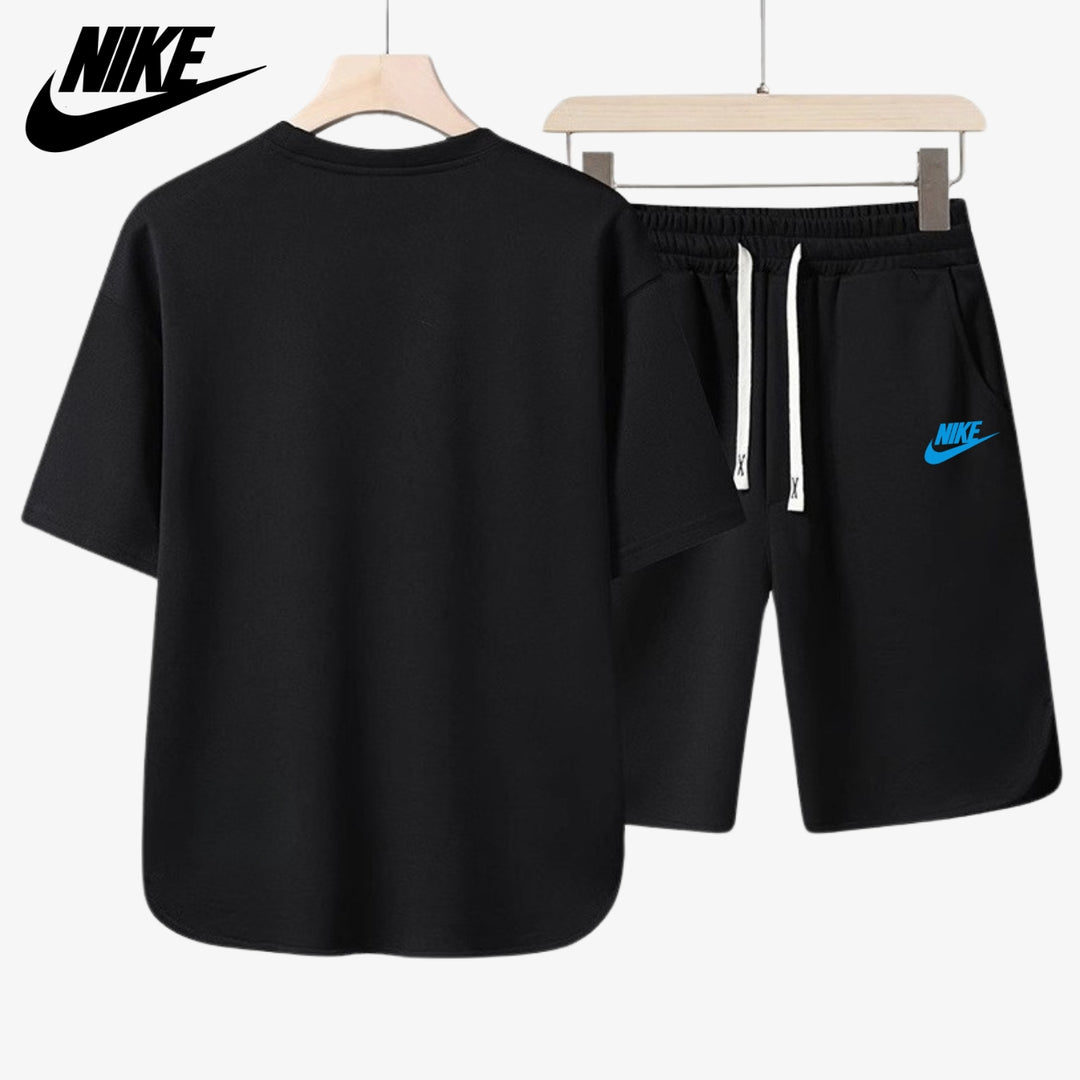 Avslappnad Herroutfit || T-shirt och Shorts