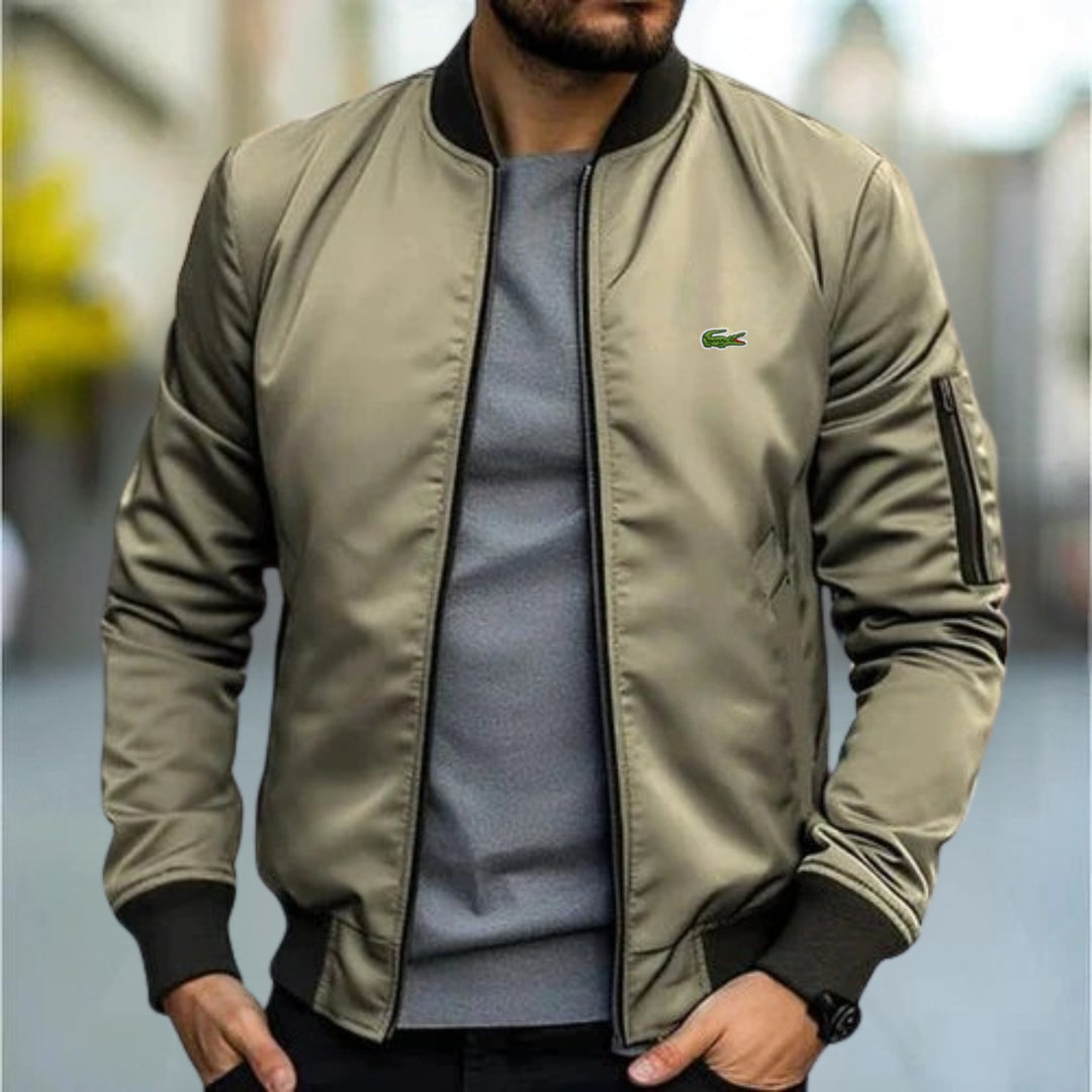 Bomberjacka i Streetwear-stil - UTFÖRSÄLJNING
