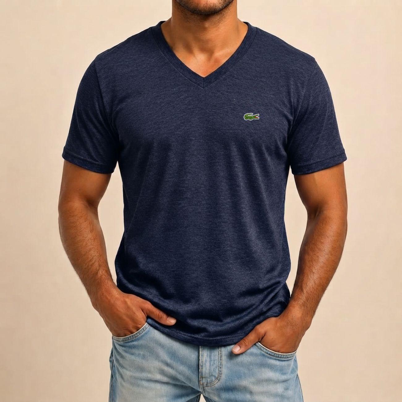 Bas V-ringad T-shirt - Utförsäljning