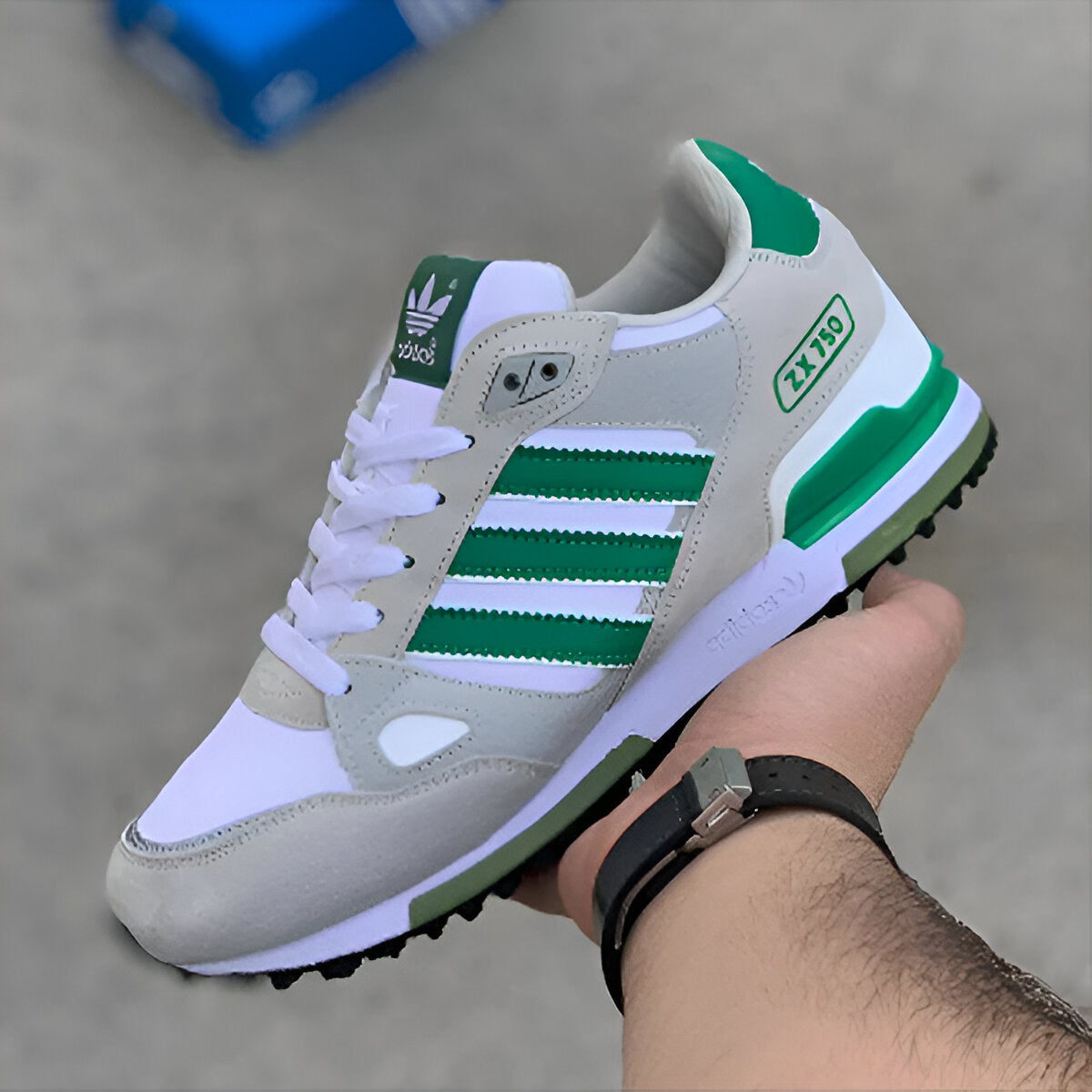 De Premium 2025 Sneakers