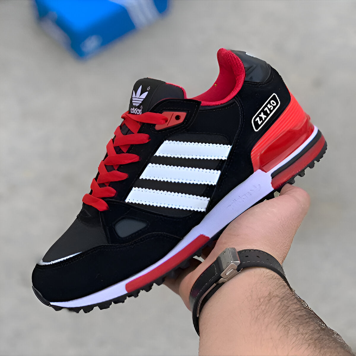 De Premium 2025 Sneakers